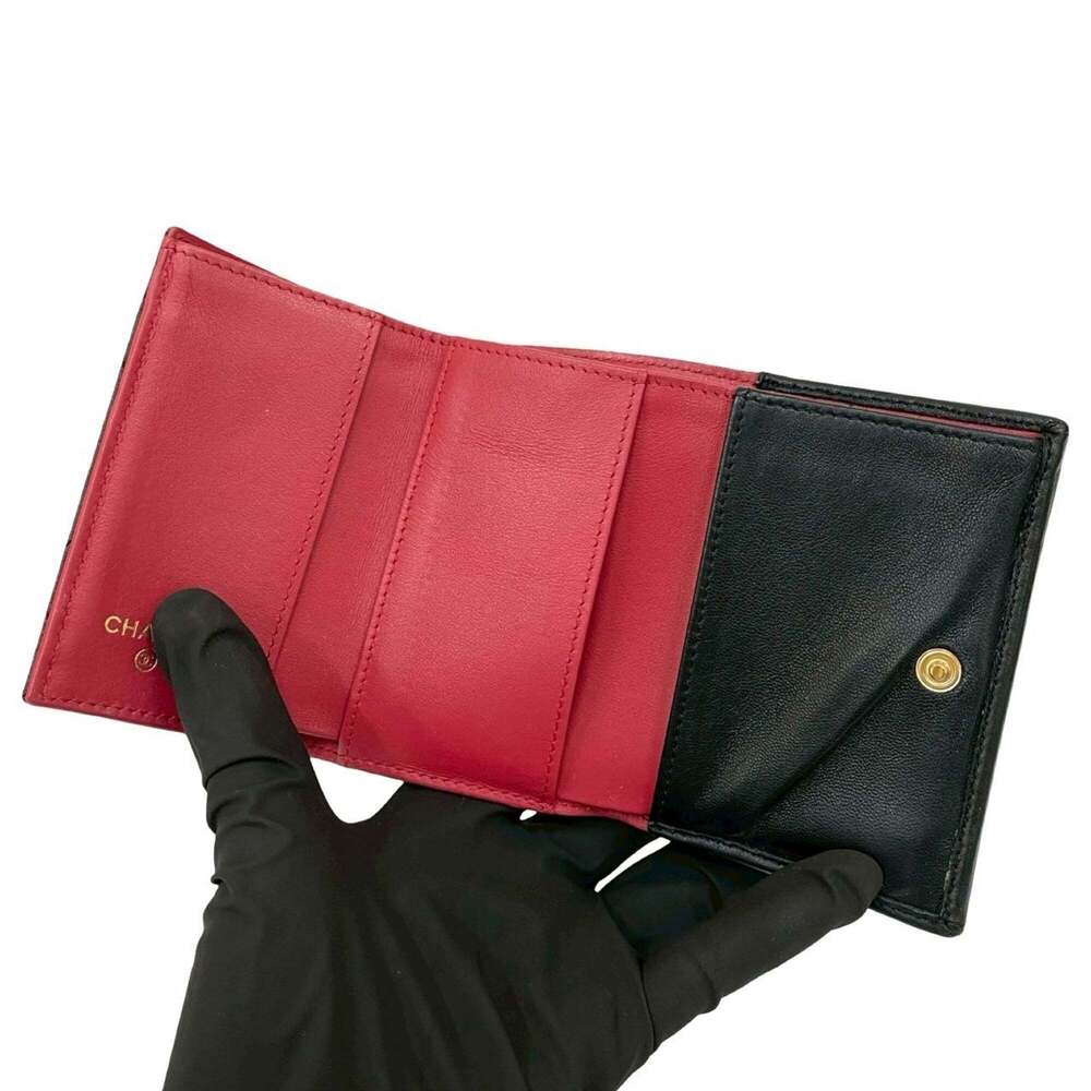 CHANEL Authentic Black Lambskin Leather Logo Wallet - Picture 7 of 10